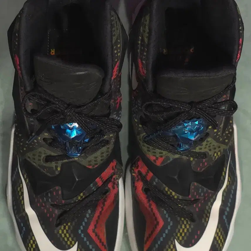 [BUNJANG] Nike LeBron 13 BHM Edition Basketball Shoes Size 275 / 나이키 르브로13 BHM 에디션 농구화 275