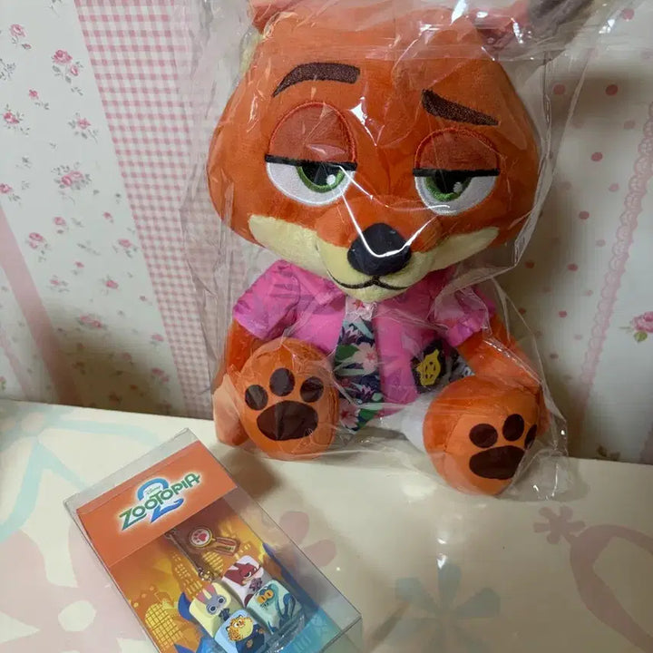 [BUNJANG] Zootopia Nick Wilde Doll &amp; Keyring Set / 주토피아 닉 와일드 인형 + 키링 세트 새상품