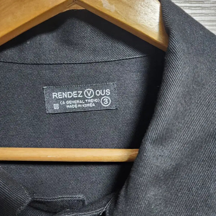[BUNJANG] RENDEZ VOUS Vintage Black Denim Jacket / RENDEZ VOUS 빈티지 블랙 데님 자켓 100