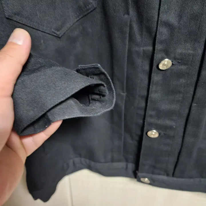 [BUNJANG] RENDEZ VOUS Vintage Black Denim Jacket / RENDEZ VOUS 빈티지 블랙 데님 자켓 100