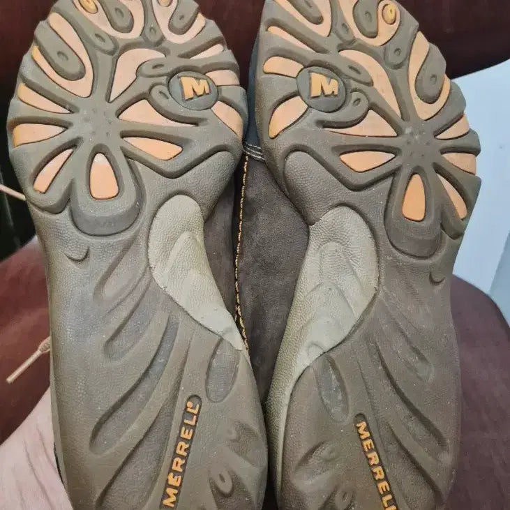 [BUNJANG] Merrell Suede Sneakers 230 / 머렐 스웨이드 스니커즈  230