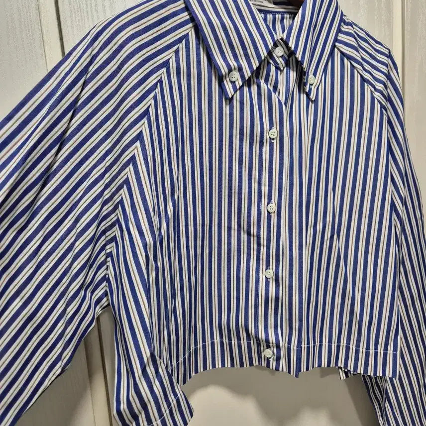 [BUNJANG] Crop Stripe Shirt / (세일)(새상품) 크롭 스트라이프 셔츠