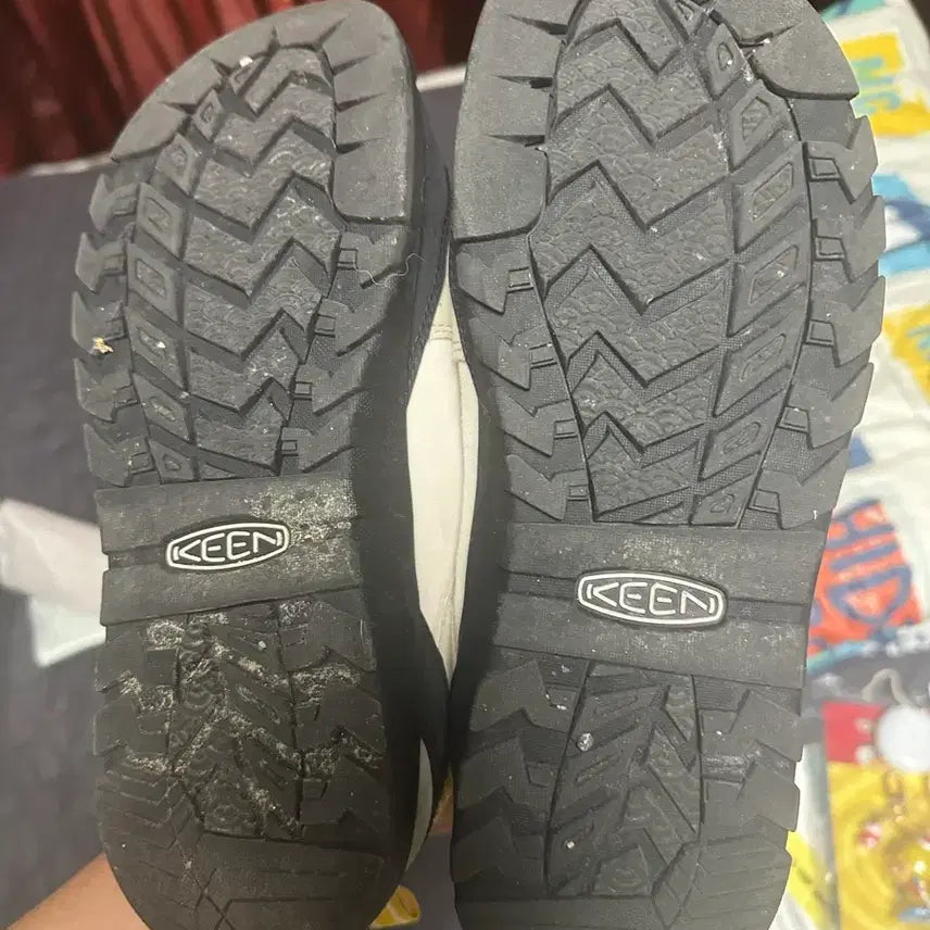 [BUNJANG] Keen Suede Sneakers Yellow/Gray 260mm / 킨 Keen 스웨이드 운동화 옐로우/그레이 260mm 팔아요
