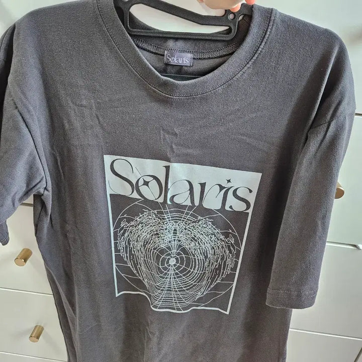 [SOLD OUT] 마마무 솔라 솔라리스 solaris 콘서트 굿즈 md 티셔츠 판매합니다!
