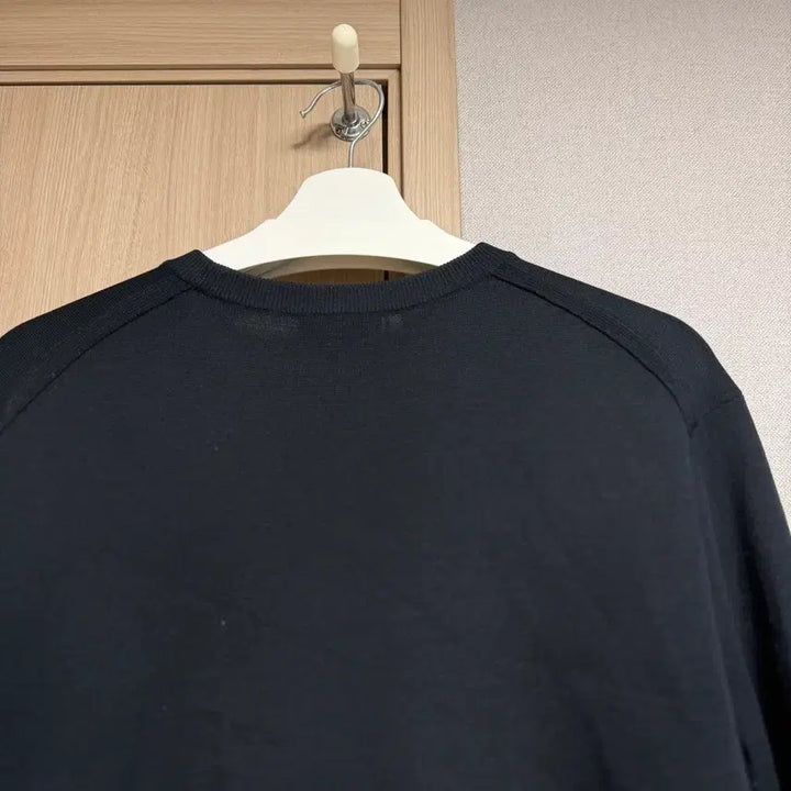 [BUNJANG] DKNY Long Sleeve T-Shirt Size S (Fits 95-100) / DKNY 긴팔티 S 95-100 사이즈 시착만