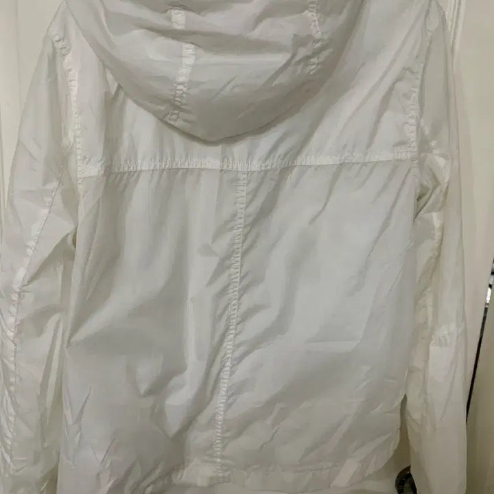 [BUNJANG] Tommy Hilfiger Windbreaker Jacket / 타미힐피거 바람막이 M