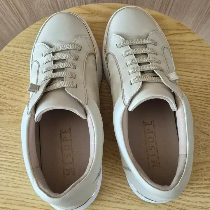 [SOLD OUT] 미소페 베이지 스니커즈 250