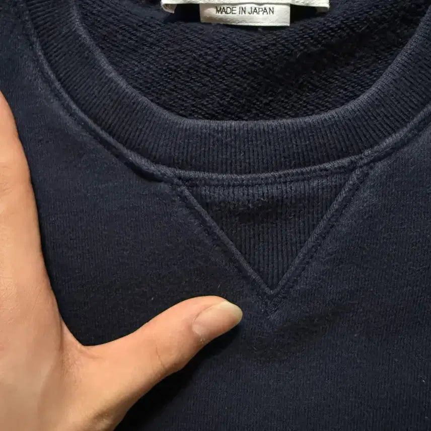 [BUNJANG] Thom Browne Engineered Sweatshirt Navy / 톰브라운 엔지니어드 사선 스웨트셔츠 네이비