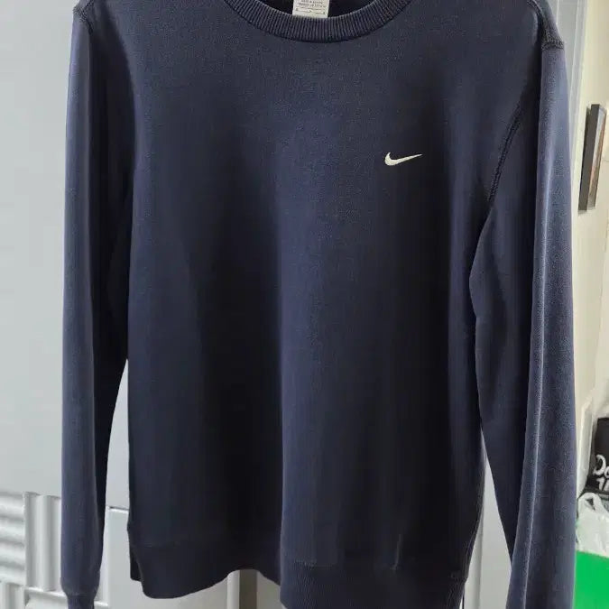 [BUNJANG] Nike Swoosh Navy Sweatshirt M / 나이키 스우시 맨투맨 네이비 M