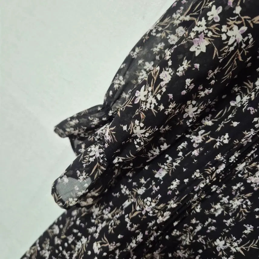 [BUNJANG] 8 Seconds Floral Pattern Long Dress / 에잇세컨즈 플라워 패턴 원피스 F