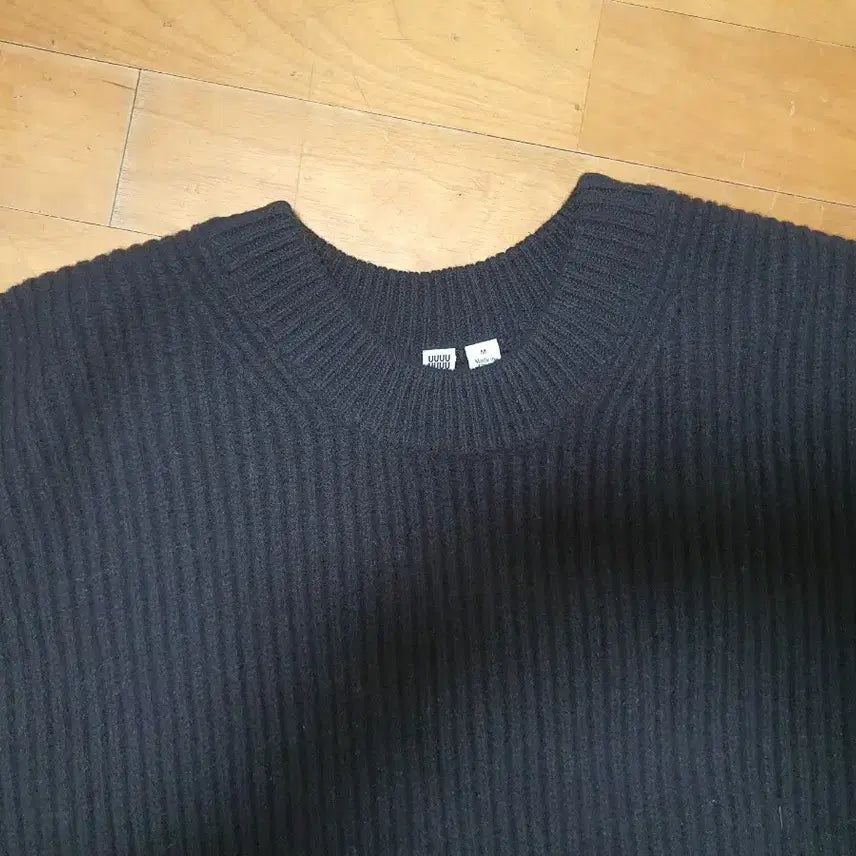 [BUNJANG] Uniqlo U Wool Crop Knit M / 유니클로 U 크롭 울 니트 M