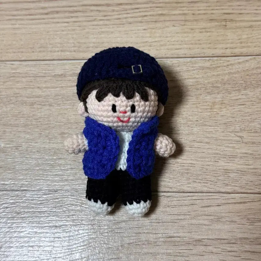 [BUNJANG] Byeon Woo-seok Tteuseok-i Handmade Doll / 변우석 비공 인형 뜨석이
