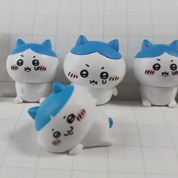 [BUNJANG] Munjakgwi Chiikawa Hachiware Mini Figure Bundle / 먼작귀 치이카와 하치와레 미니피규어 굿즈 일괄