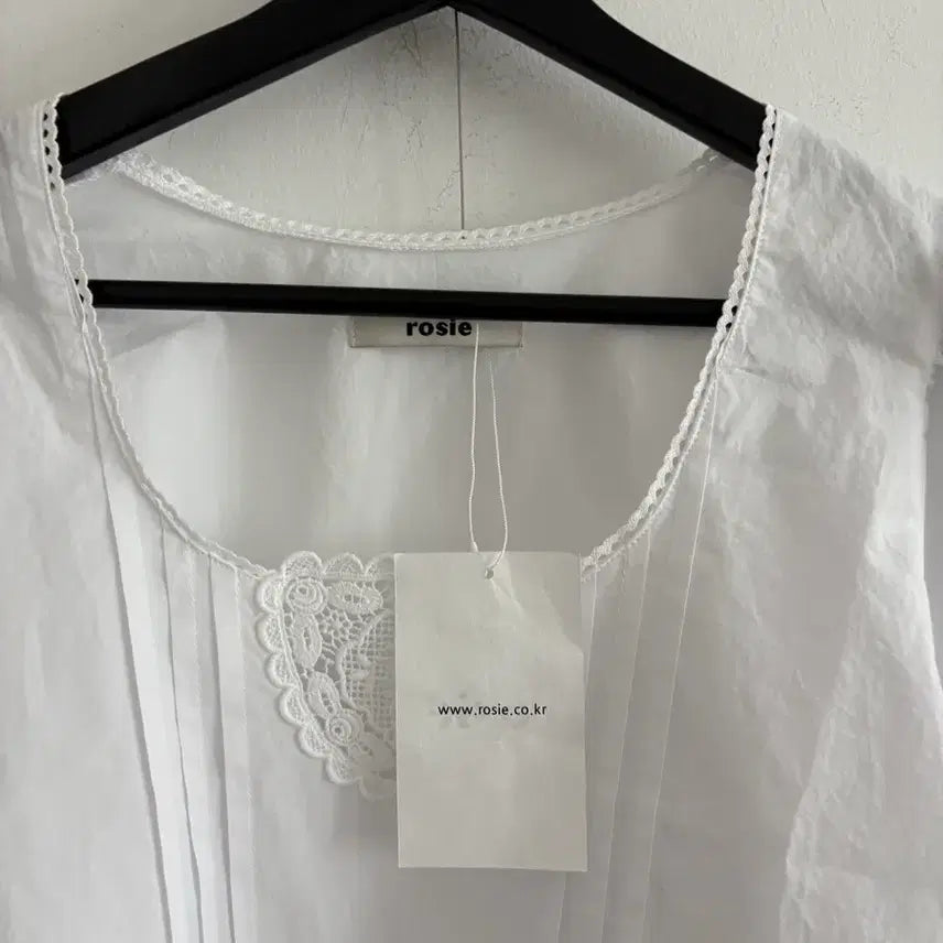 [BUNJANG] Rosie Blouse / Rosie 블라우스
