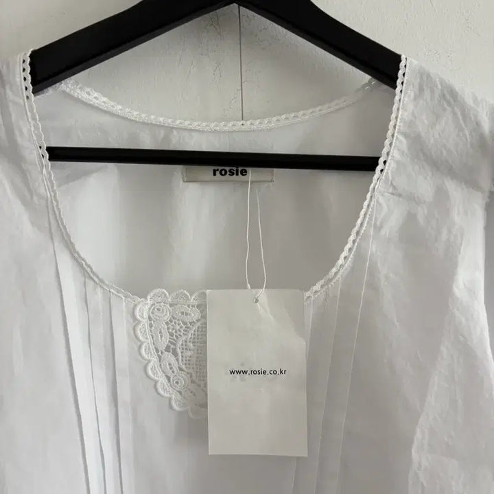 [BUNJANG] Rosie Blouse / Rosie 블라우스