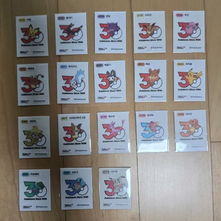 [SOLD OUT] 포켓몬 띠부씰 시즌5 30주년 로고(최저가)