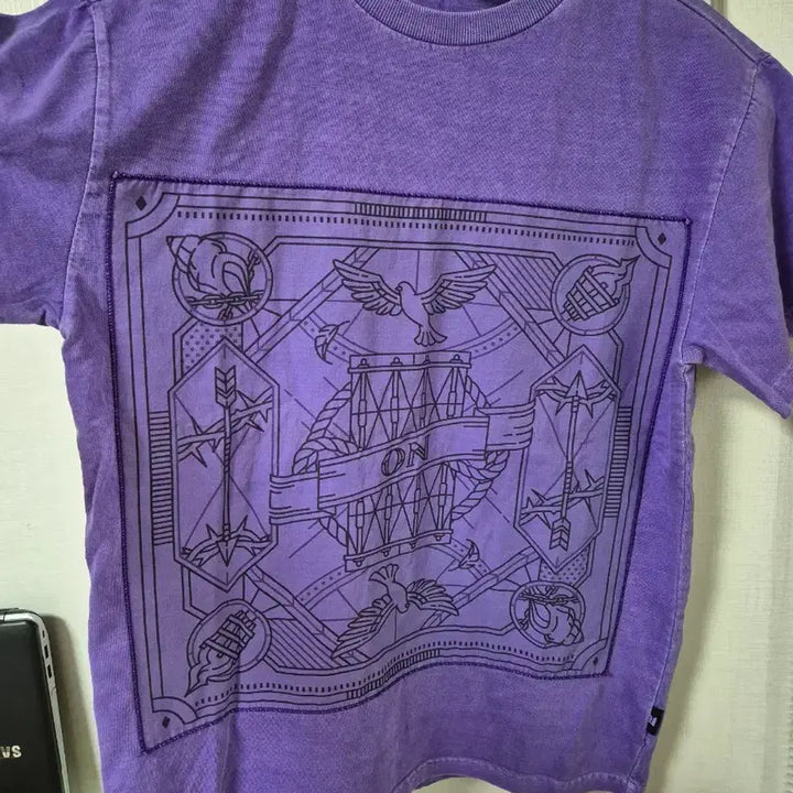 [BUNJANG] BTS ON T-Shirt / BTS ON 티셔츠