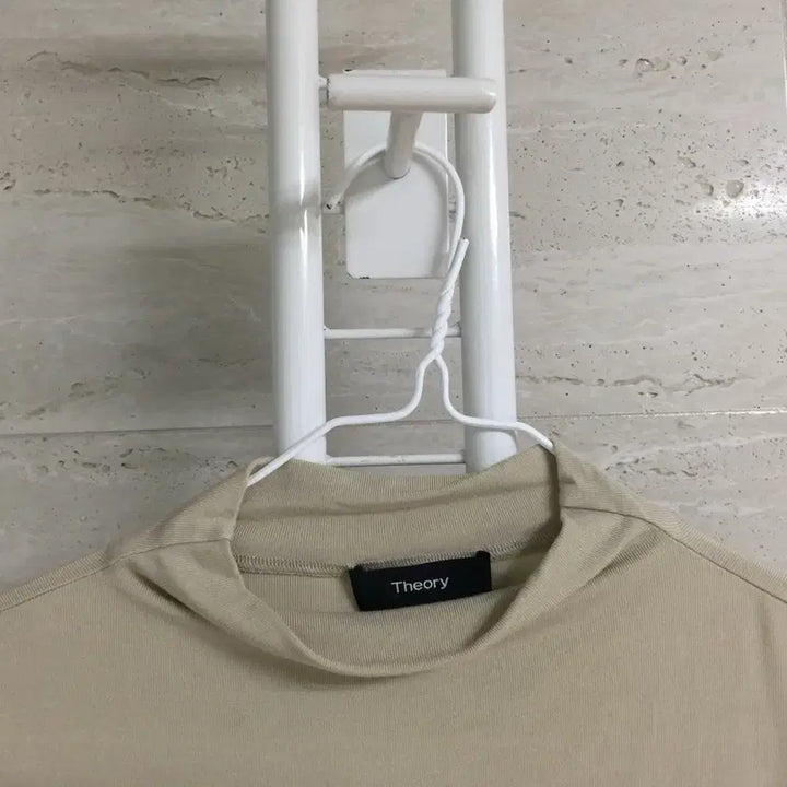 [BUNJANG] Theory T-shirt / Theory 띠어리 반팔 티셔츠 M