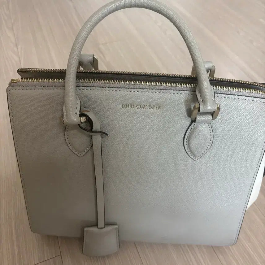 [BUNJANG] Louis Quatorze Gray Tote Bag / 루이까또즈 토트백