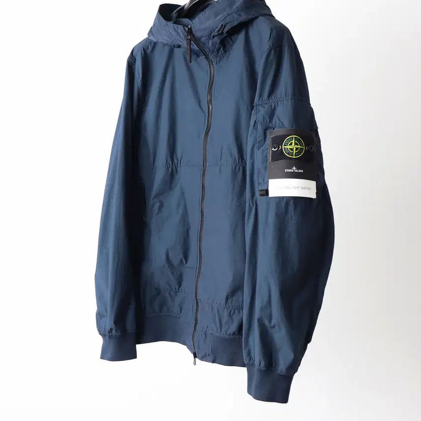 [SOLD OUT] 스톤아일랜드 나슬란 후드 바람막이 마린블루 XL팝니다.