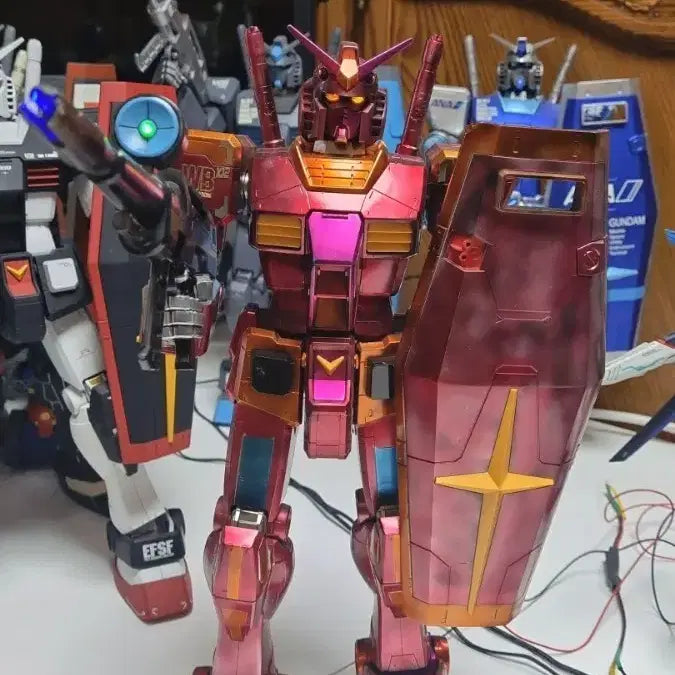 [BUNJANG] Gundam RX-78-2 Red Coating LED Painted Model / 건담 메가급 RX-78-2 레드코팅led도색
