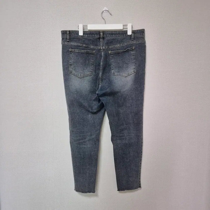 [BUNJANG] Gonguwoman Denim Straight Leg Pants / 공구우먼 데님 일자 세미 스키니 팬츠 38사이즈