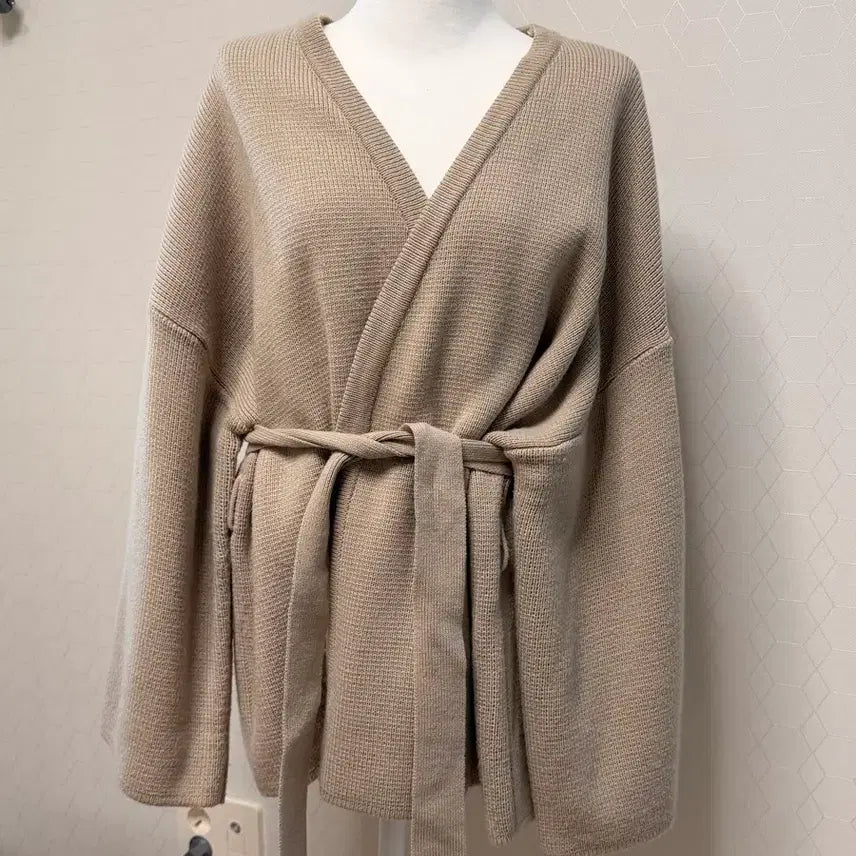 [BUNJANG] Beige Wrap Cardigan / (미착용) 베이지 랩가디건