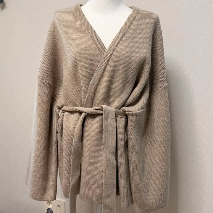[BUNJANG] Beige Wrap Cardigan / (미착용) 베이지 랩가디건