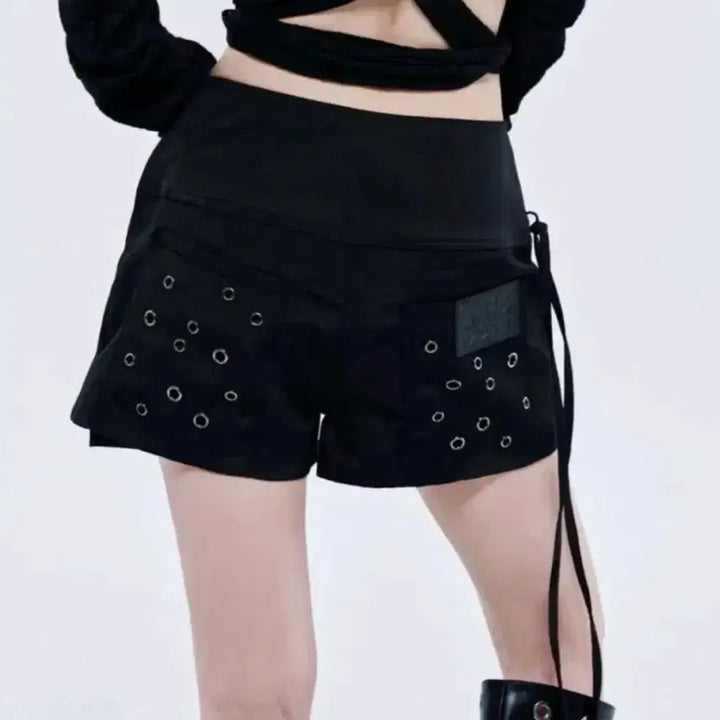 [BUNJANG] 0104 Eyelet Shorts Black Size 1 / 0104 공일공사 아일렛 쇼츠 새상품 1사이즈