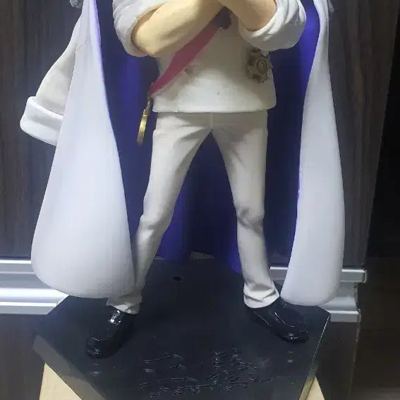 [SOLD OUT] 원피스 해군 3대장 피규어