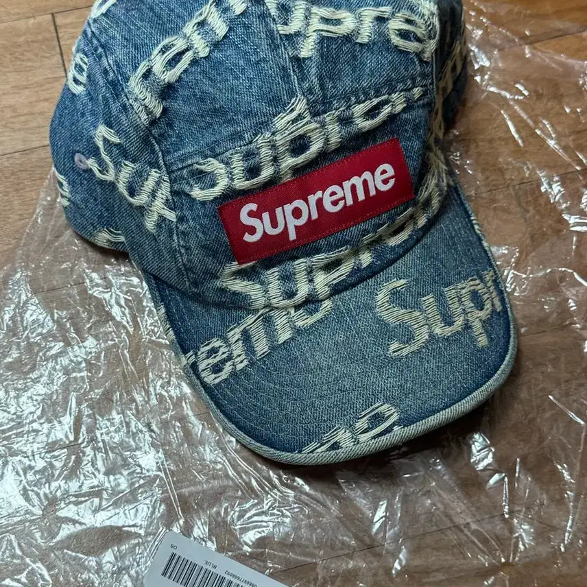 [BUNJANG] Supreme Frayed Logo Denim Camp Cap Blue / 슈프림 프레이드 로고 데님 캠프캡 블루