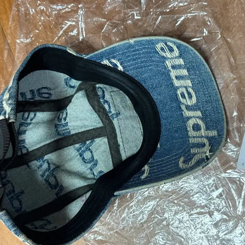 [BUNJANG] Supreme Frayed Logo Denim Camp Cap Blue / 슈프림 프레이드 로고 데님 캠프캡 블루