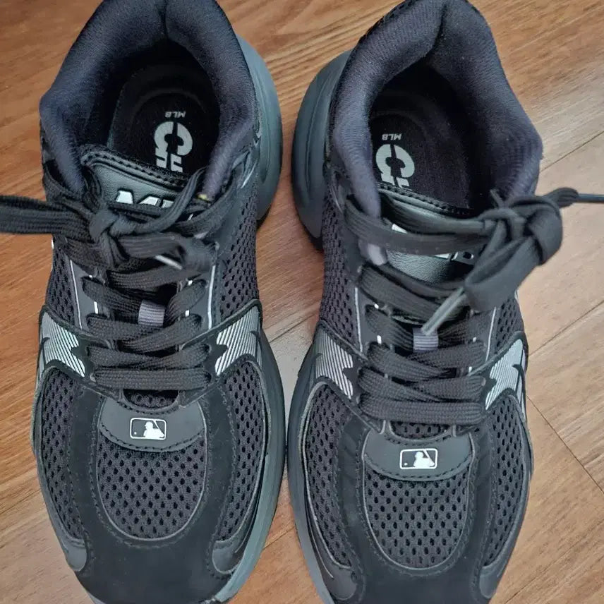 [BUNJANG] MLB Black XLG Sneakers / MLB 블랙 XLG 운동화