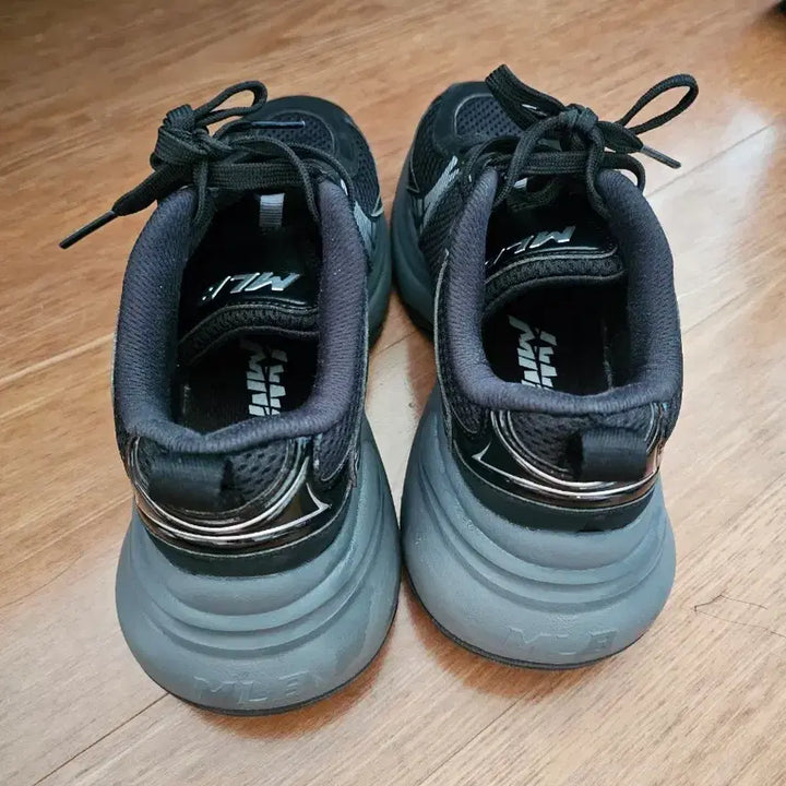 [BUNJANG] MLB Black XLG Sneakers / MLB 블랙 XLG 운동화