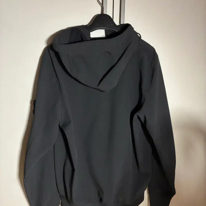 [BUNJANG] Stone Island Soft Shell Jacket, Size S / 스톤 소프트쉘 22fw 상태 ss s사이즈