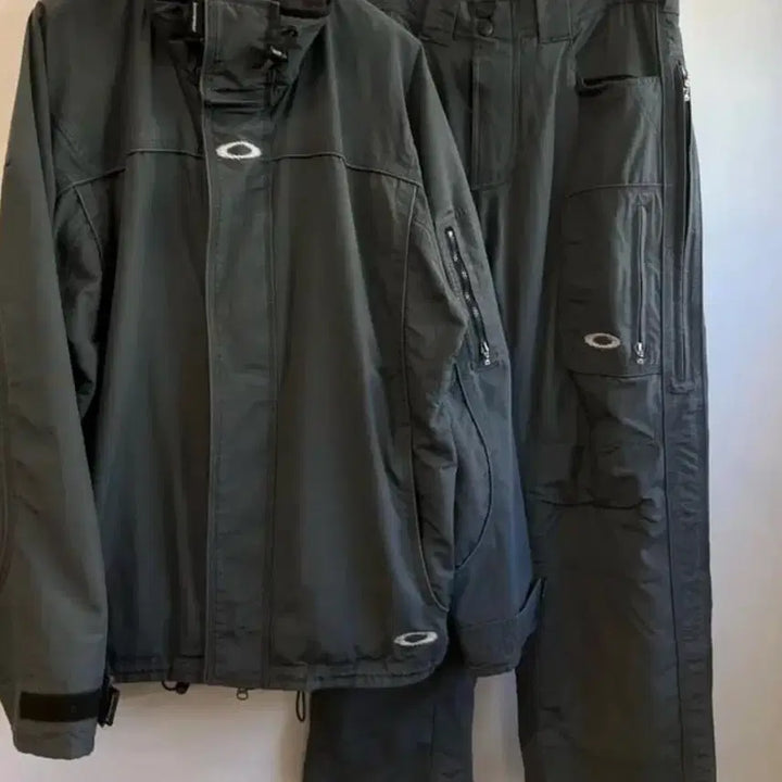 [BUNJANG] Oakley Software Technical Jacket / 오클리 스키/보드복 상하의 세트