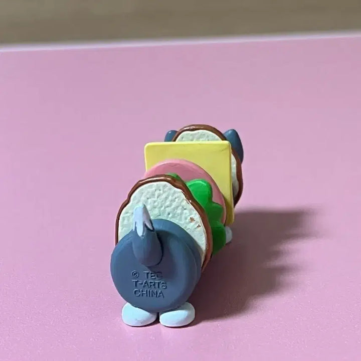 [BUNJANG] Tom &amp; Jerry Yumy Food Series 2 Tom Sandwich Gacha Figure / 톰과제리 야미푸드 2탄 가챠 톰 샌드위치