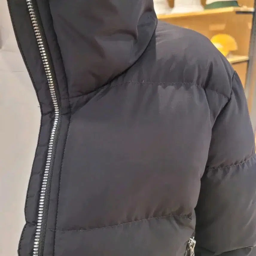 [BUNJANG] National Geographic Short Padded Jacket Black / 내셔널지오그래픽 숏패딩 블랙