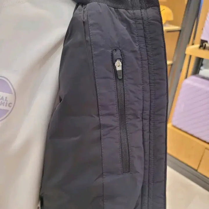 [BUNJANG] National Geographic Short Padded Jacket Black / 내셔널지오그래픽 숏패딩 블랙