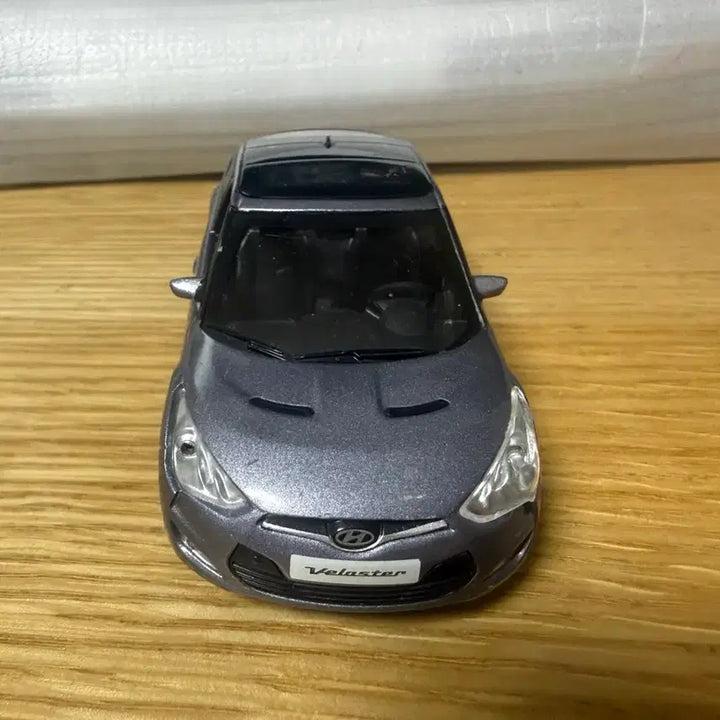 [BUNJANG] Hyundai Veloster 1:38 Scale Diecast Model Car / 1:38 벨로스터 미니카. 다이캐스트