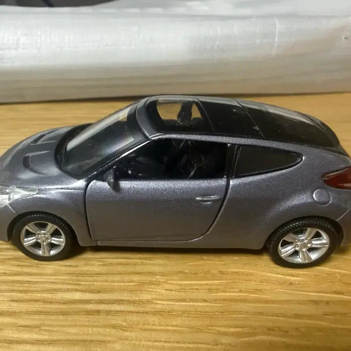 [BUNJANG] Hyundai Veloster 1:38 Scale Diecast Model Car / 1:38 벨로스터 미니카. 다이캐스트