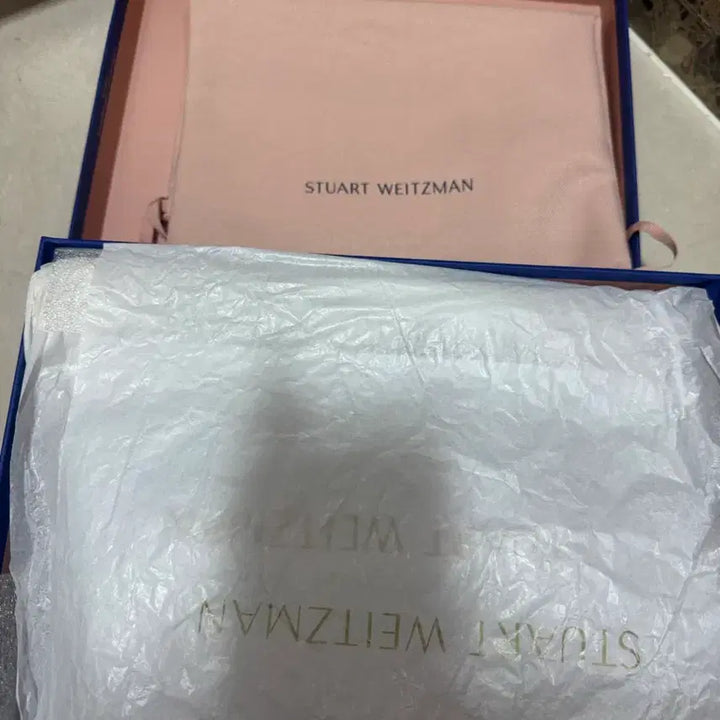 [BUNJANG] Stuart Weitzman Pearl Embellished Black Sandals / 스튜어트 와이츠먼 블랙 진주 샌들
