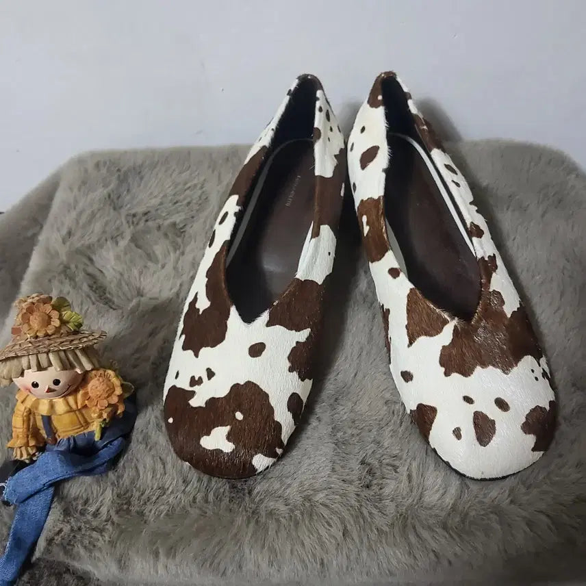 [BUNJANG] Orr Dragonblues Pony Hair Flat Pumps Shoes / 새상품 오르 orr 드레곤블루스 송치 슈즈 플랫 펌프스 38 250