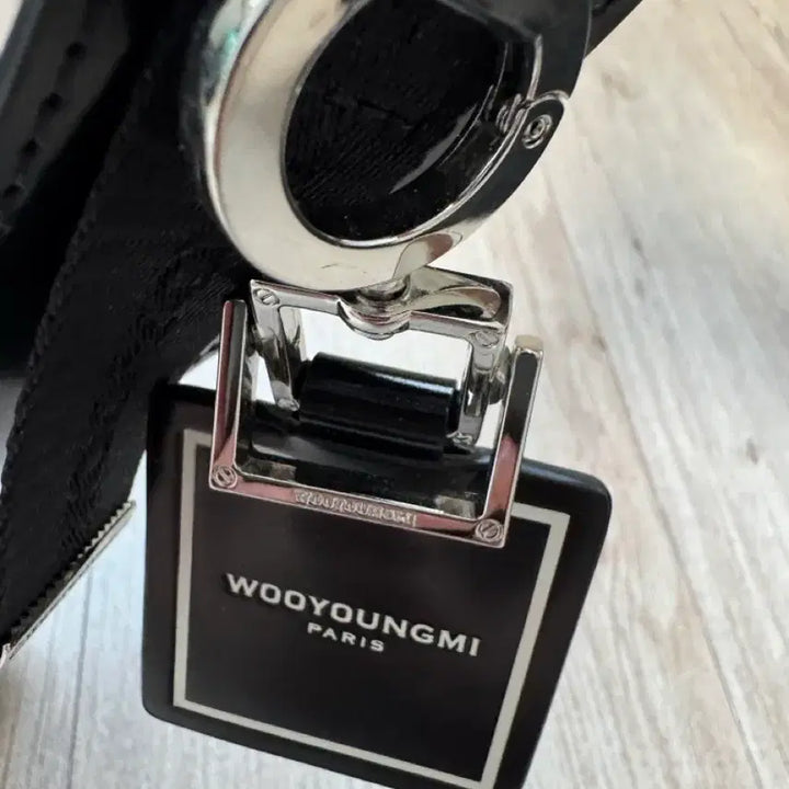 [BUNJANG] Wooyoungmi Mini Square Bag / 우영미 미니스퀘어 백