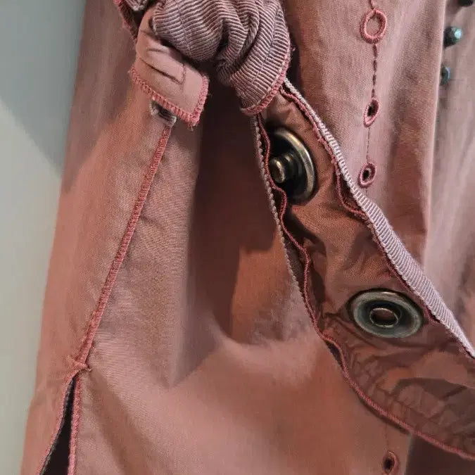 [BUNJANG] OBZEE Red Brown Studded Blouse / OBZEE 오브제 적브라운 스터드 블라우스
