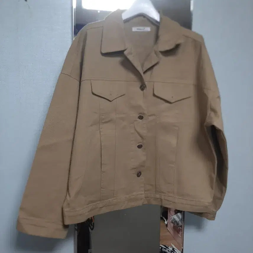 [BUNJANG] Assorted Jackets and T-shirts Bundle (Size 100) / 100사이즈 자켓  티셔츠 일괄