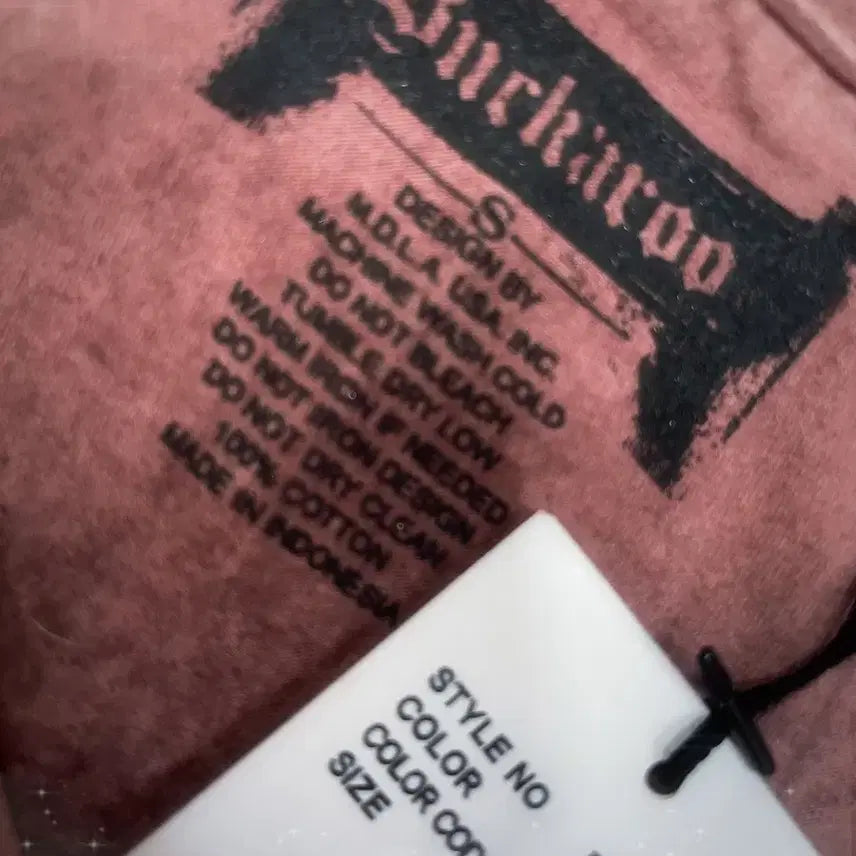 [SOLD OUT] Buckaroo 워시드 핑크 날개 그래픽 언발 티셔츠