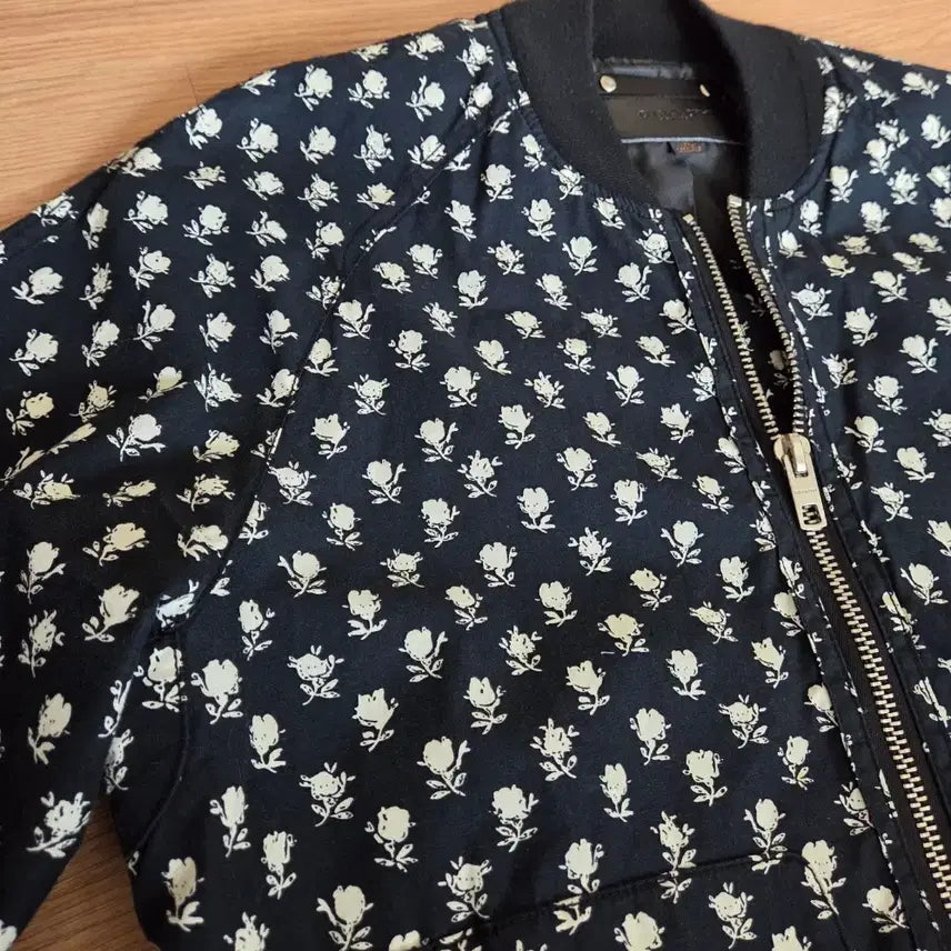 [BUNJANG] COACH Floral Pattern Blouson Jacket / 코치 (COACH) 플라워 무늬 블루종 재킷