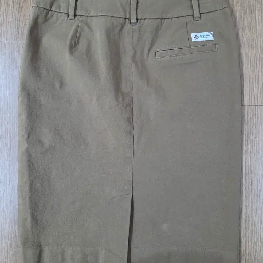 [BUNJANG] HAZZYS Beige H-Line Skirt / 헤지스(HAZZYS) 베이지 H라인 치마