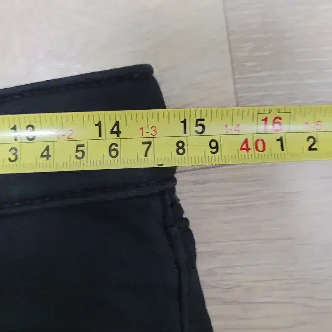 [SOLD OUT] 유니클로 검정색 남성 면바지